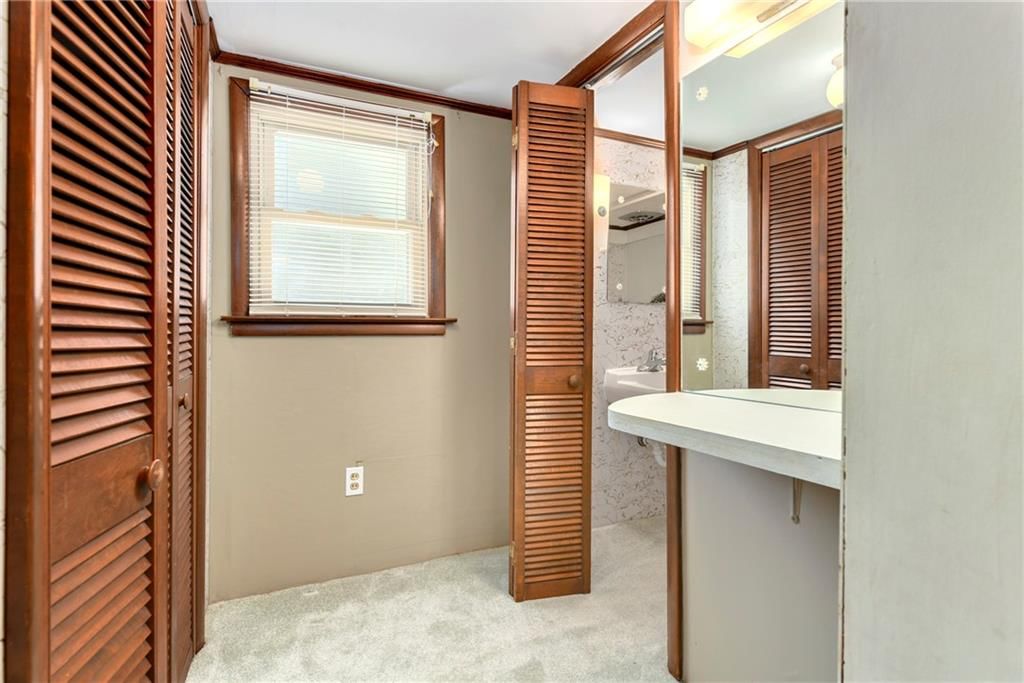 5327 Outlook Street — photo 32