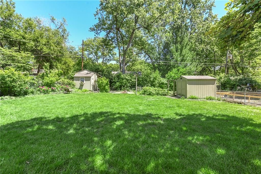 5327 Outlook Street — photo 39