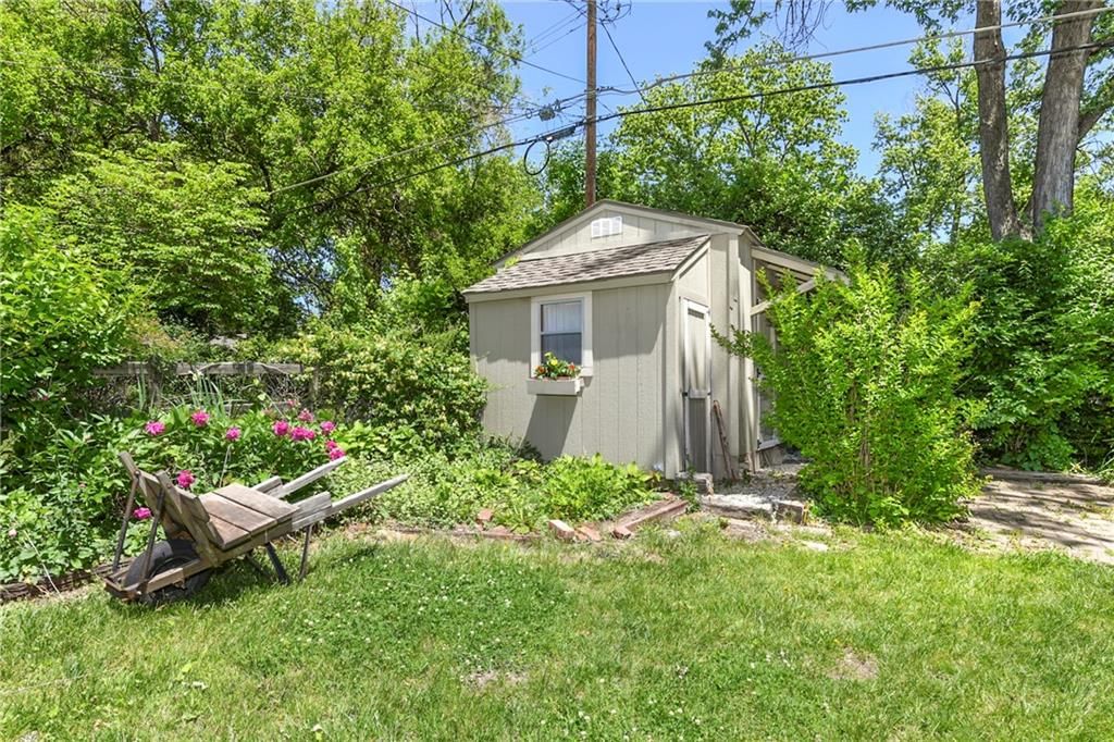 5327 Outlook Street — photo 42