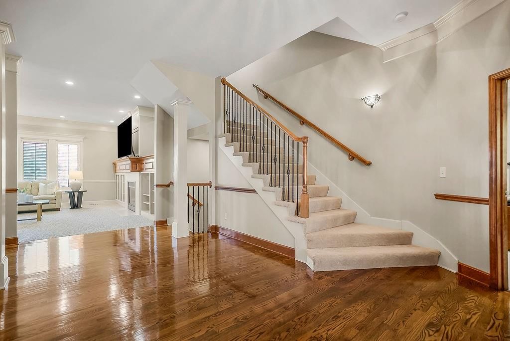 9005 W 161 Street — photo 3
