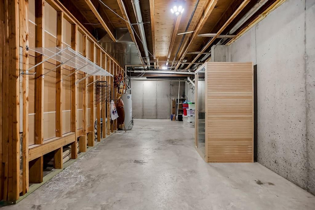 9005 W 161 Street — photo 33