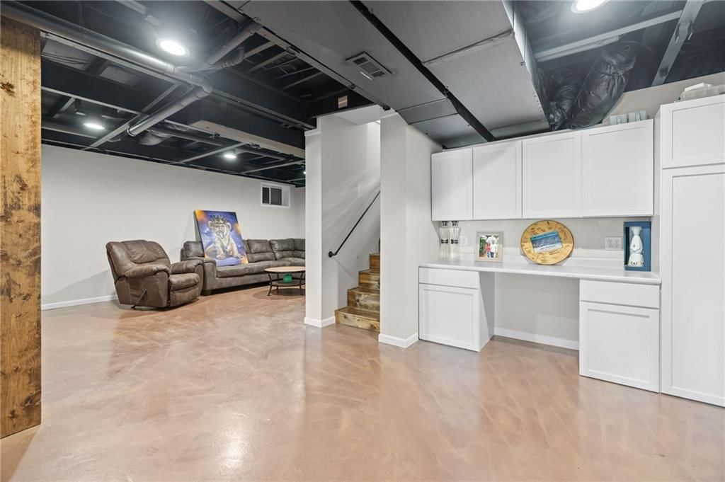 10908 S Outer Belt Road — photo 28