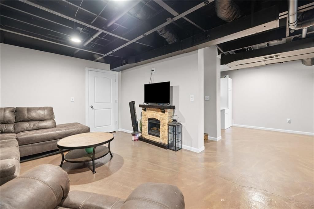 10908 S Outer Belt Road — photo 31