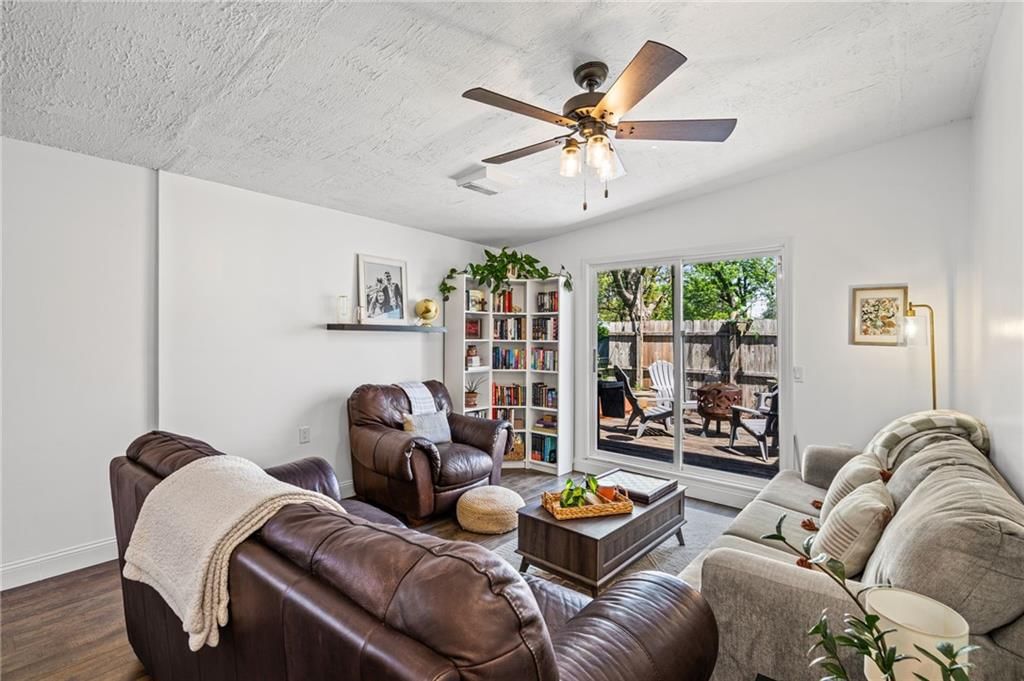 5316 W 49th Street — photo 12