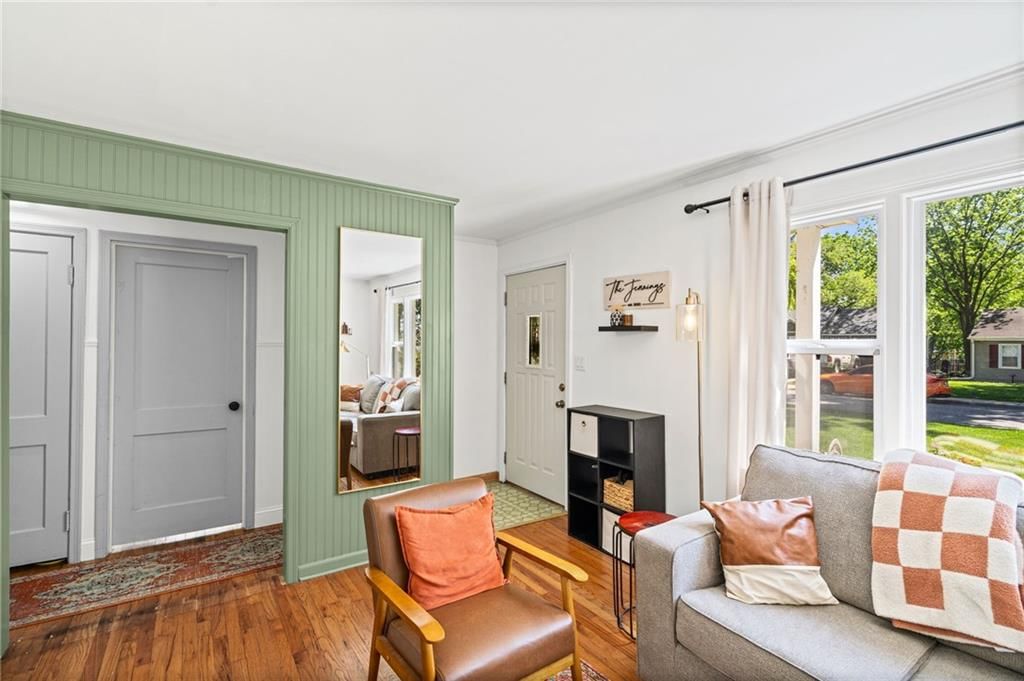 5316 W 49th Street — photo 15