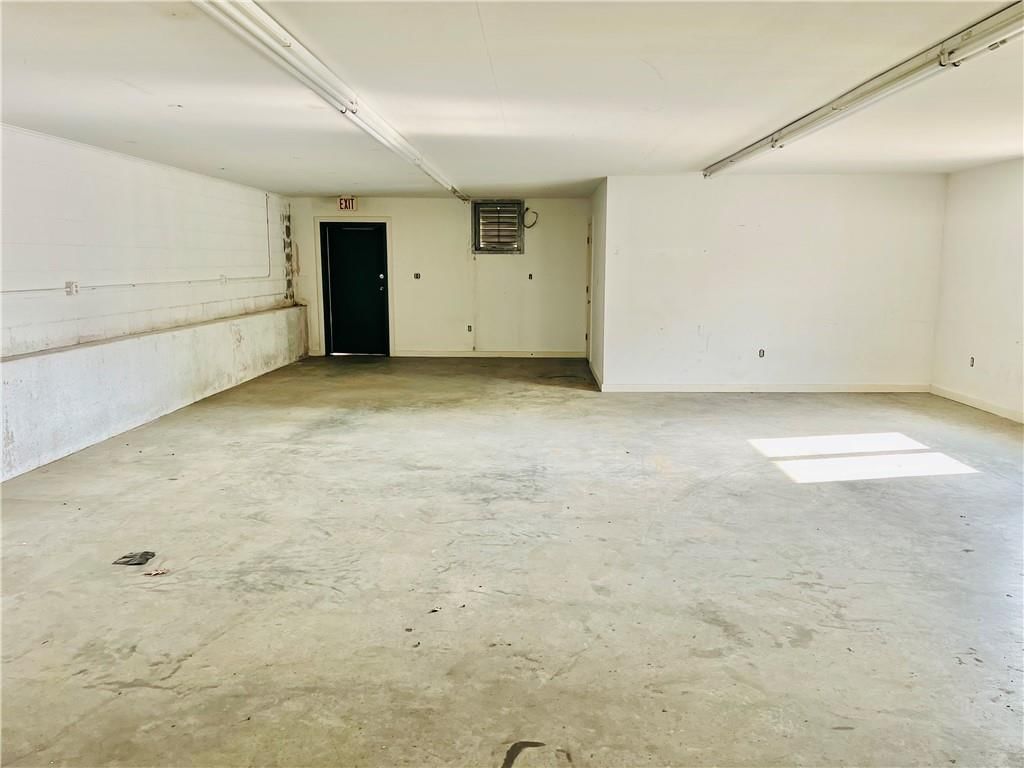 2201 Jules Street — photo 8
