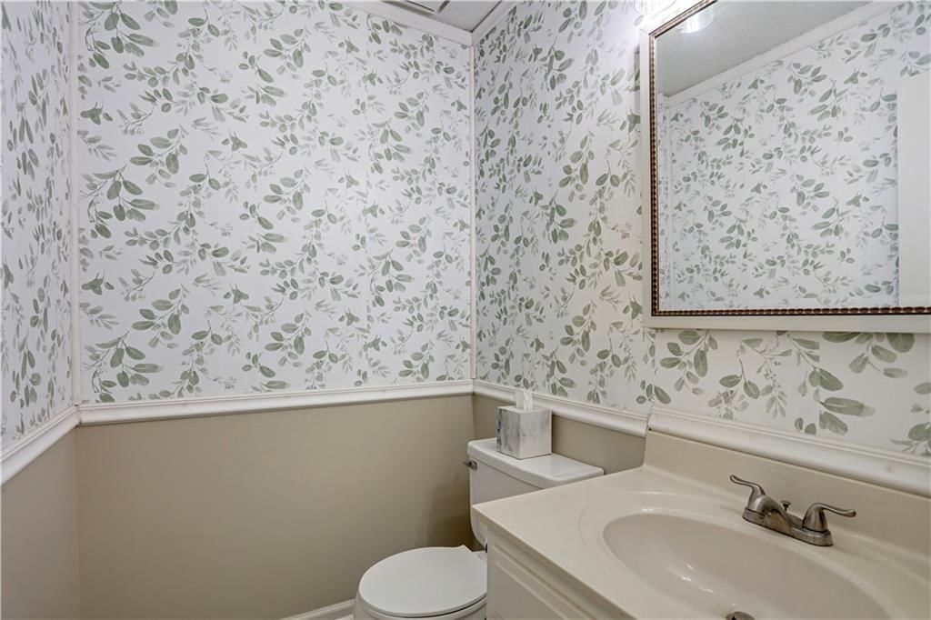7903 Spring Valley Road — photo 20