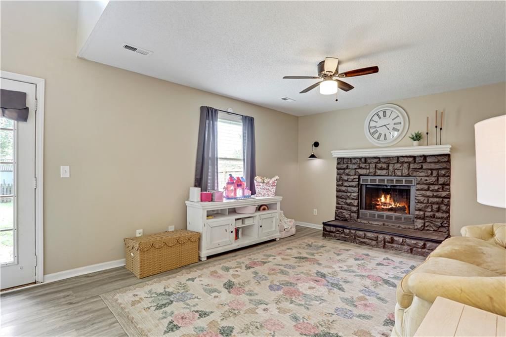 7903 Spring Valley Road — photo 21