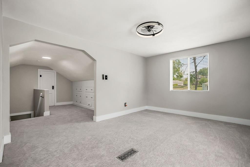 5002 N Chelsea Avenue — photo 22