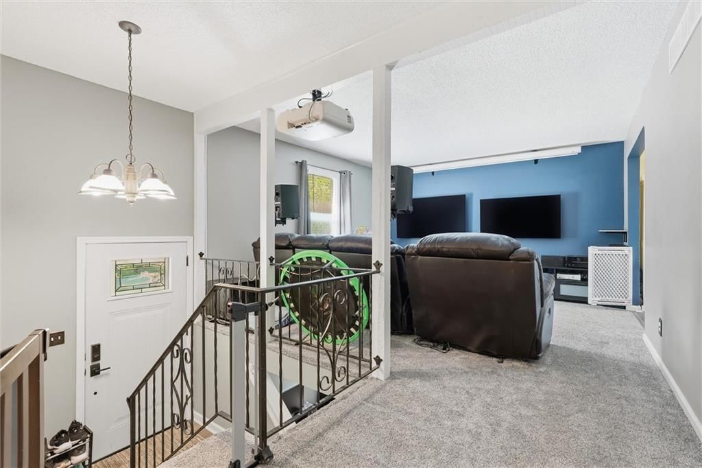 10412 Sycamore Avenue — photo 4