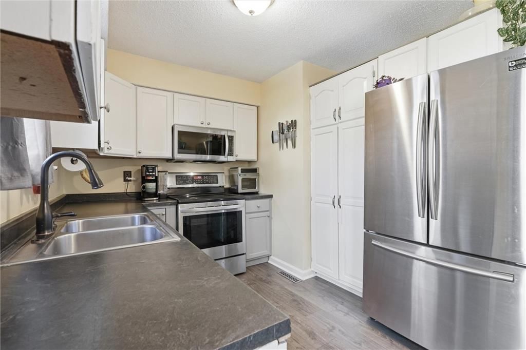 10412 Sycamore Avenue — photo 12
