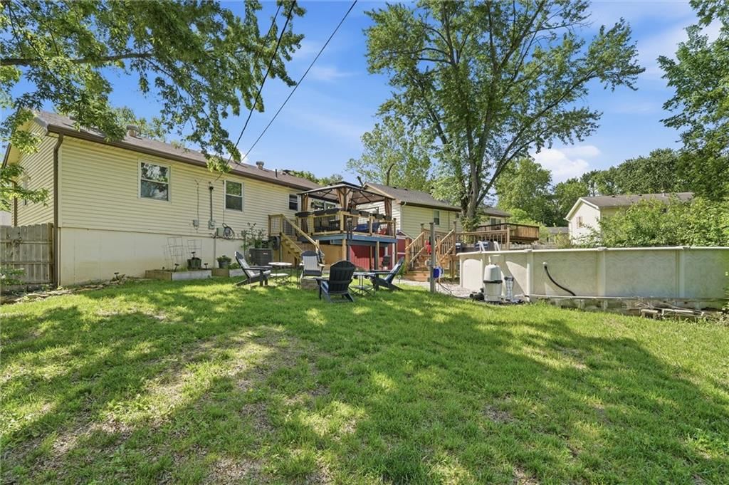 10412 Sycamore Avenue — photo 31