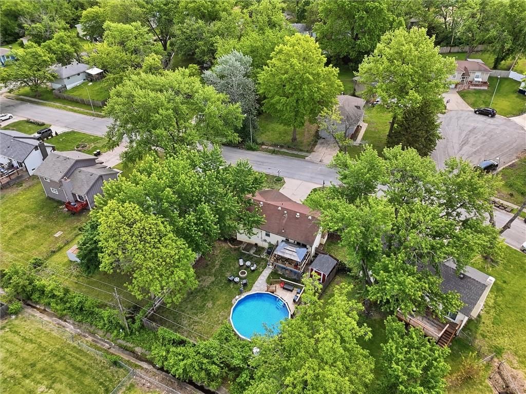 10412 Sycamore Avenue — photo 35