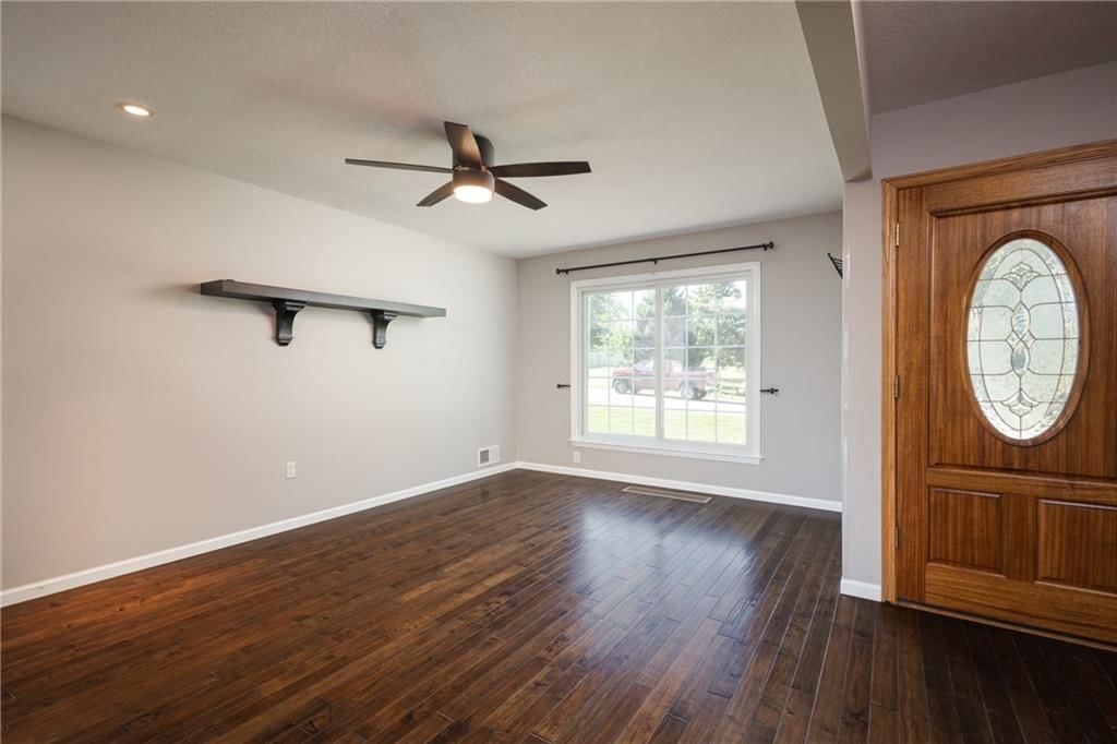 Photo 6 of 47, 13106 E 53rd Terrace, Kansas City, MO 64133