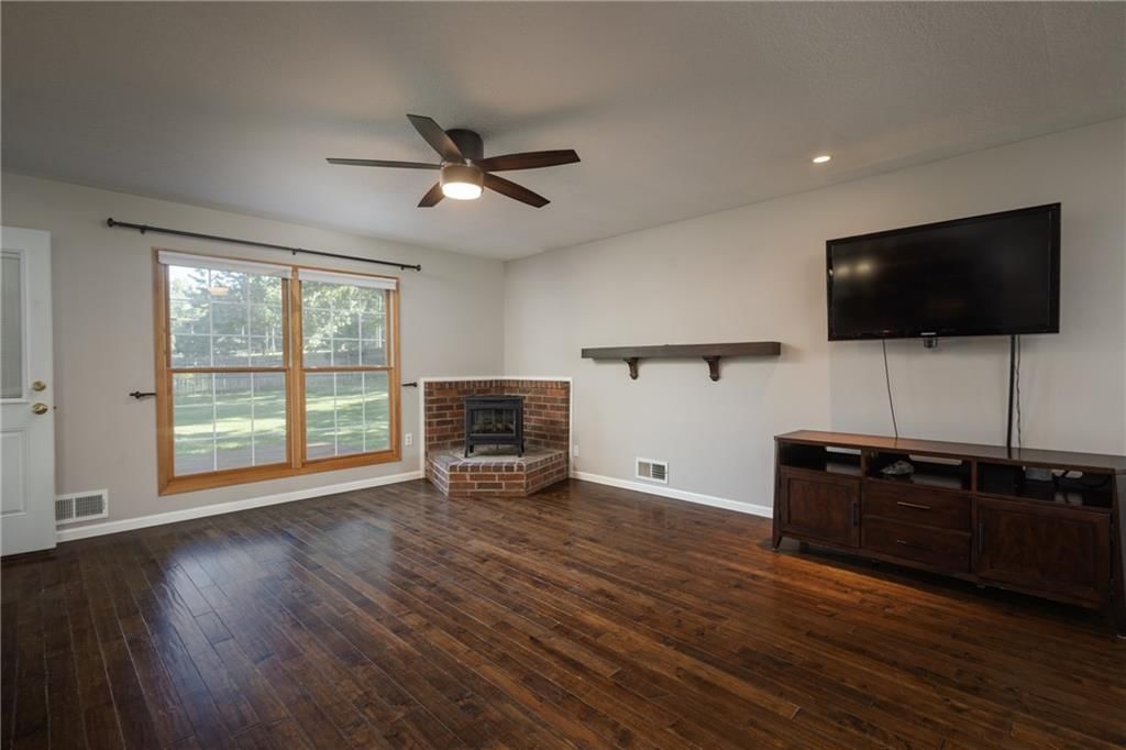 Photo 10 of 47, 13106 E 53rd Terrace, Kansas City, MO 64133