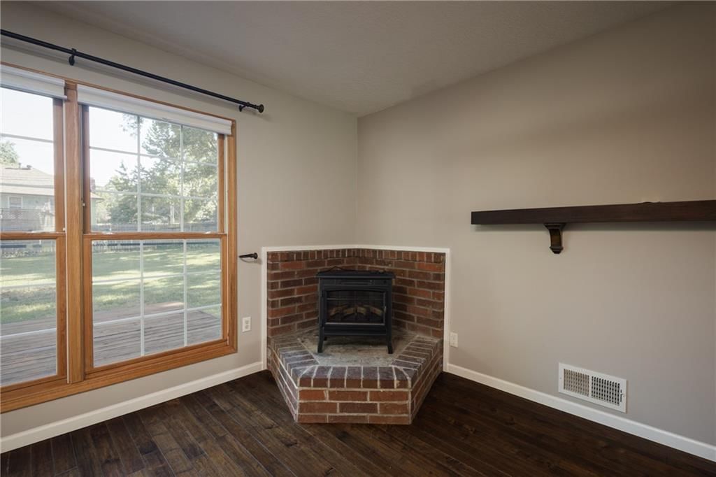 Photo 11 of 47 - 13106 E 53rd Terrace, Kansas City, MO 64133
