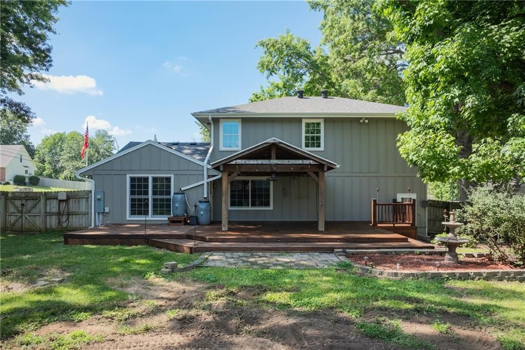 Photo 28 of 47 - 13106 E 53rd Terrace, Kansas City, MO 64133