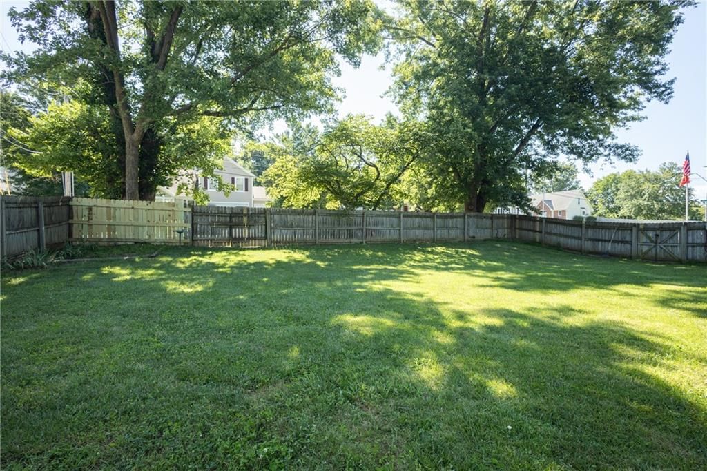 Photo 37 of 47 - 13106 E 53rd Terrace, Kansas City, MO 64133