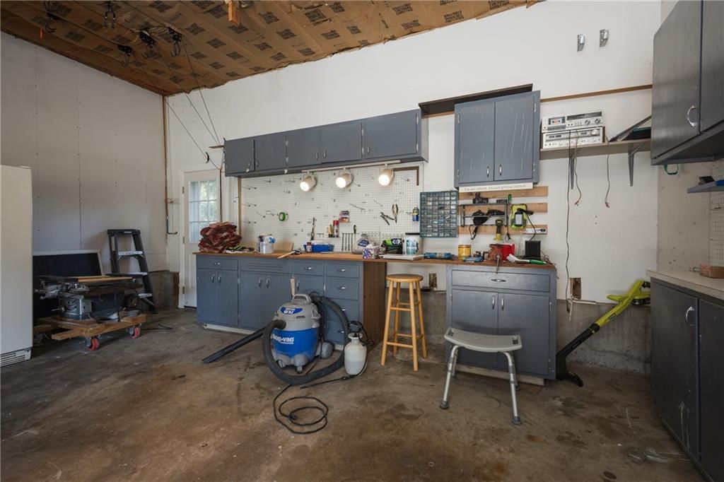 Photo 42 of 47 - 13106 E 53rd Terrace, Kansas City, MO 64133