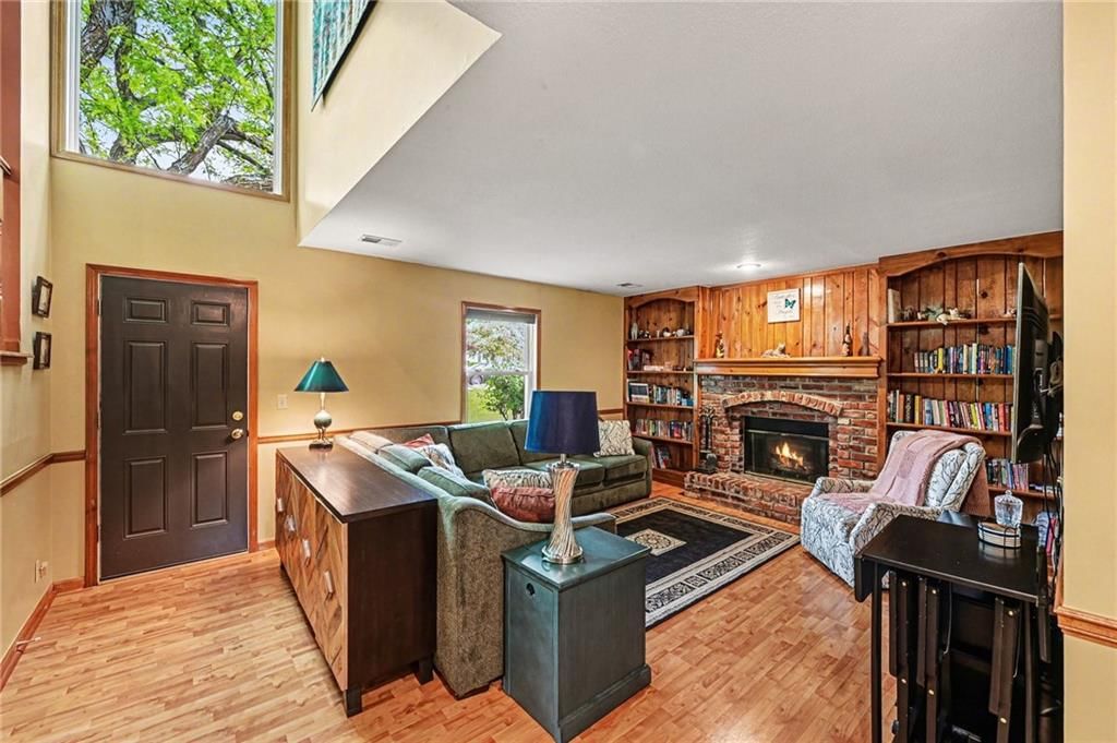 503 N Mesquite Street — photo 11