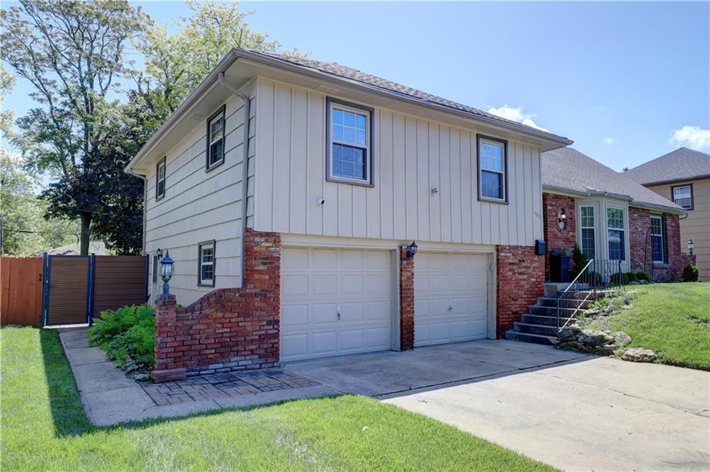 10813 Beacon Avenue — photo 3