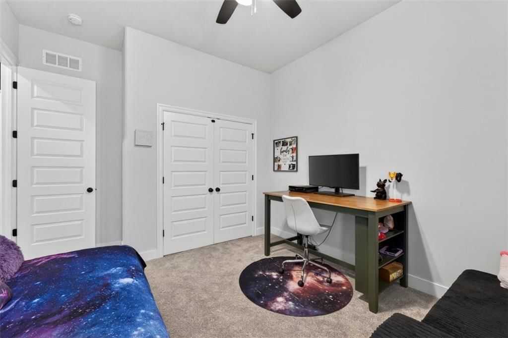 227 SW Eagles Ridge Drive — photo 32
