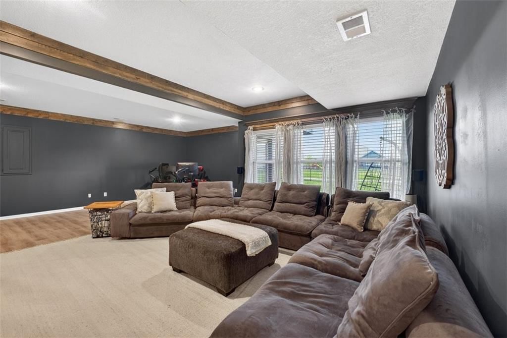 227 SW Eagles Ridge Drive — photo 37