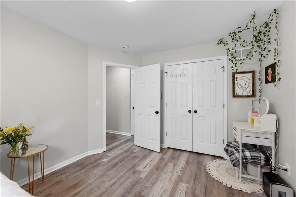 3217 S Elizabeth Avenue S — photo 20