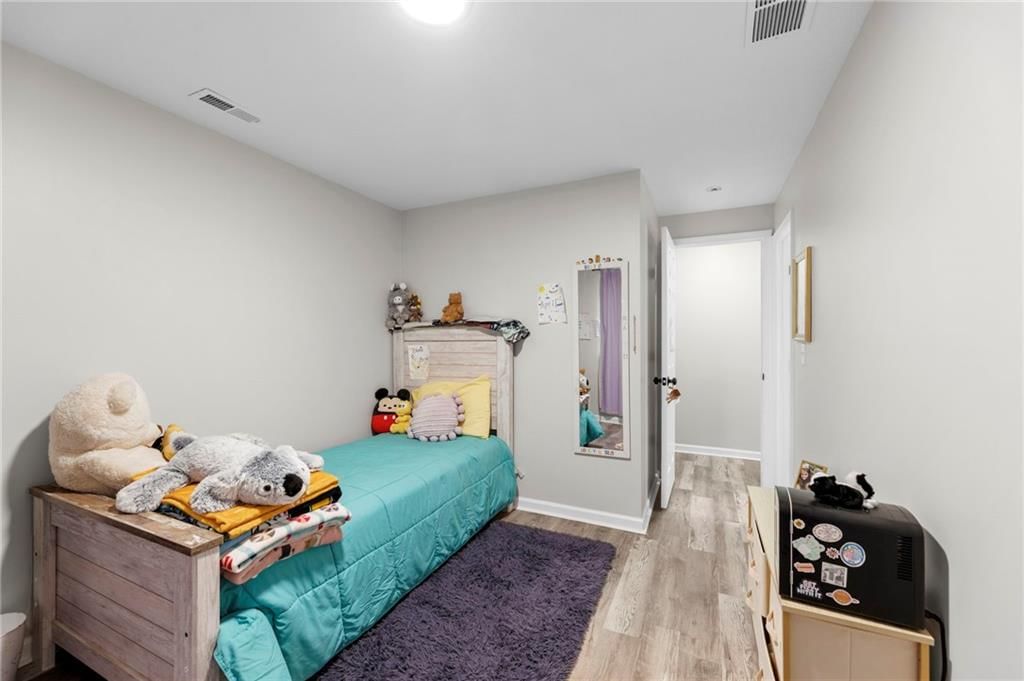 3217 S Elizabeth Avenue S — photo 31