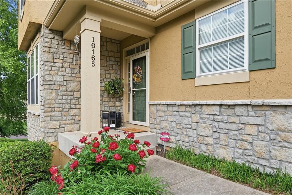 16165 Linden Street — photo 5