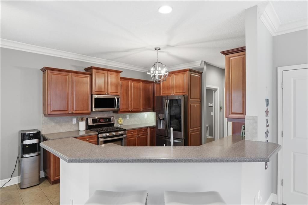 16165 Linden Street — photo 14