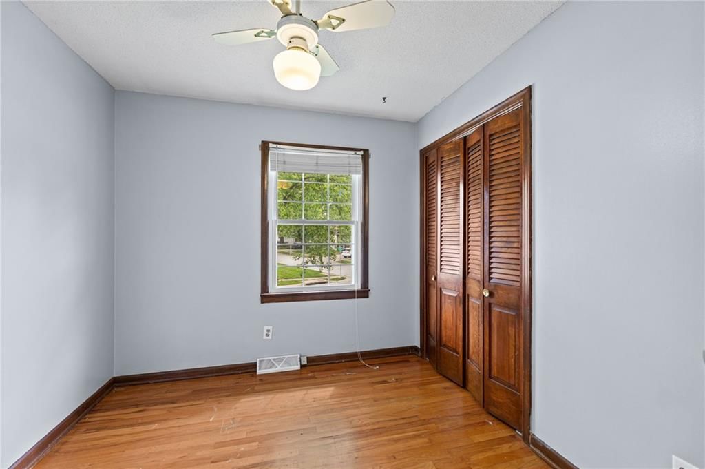 7617 NW Milrey Drive — photo 20