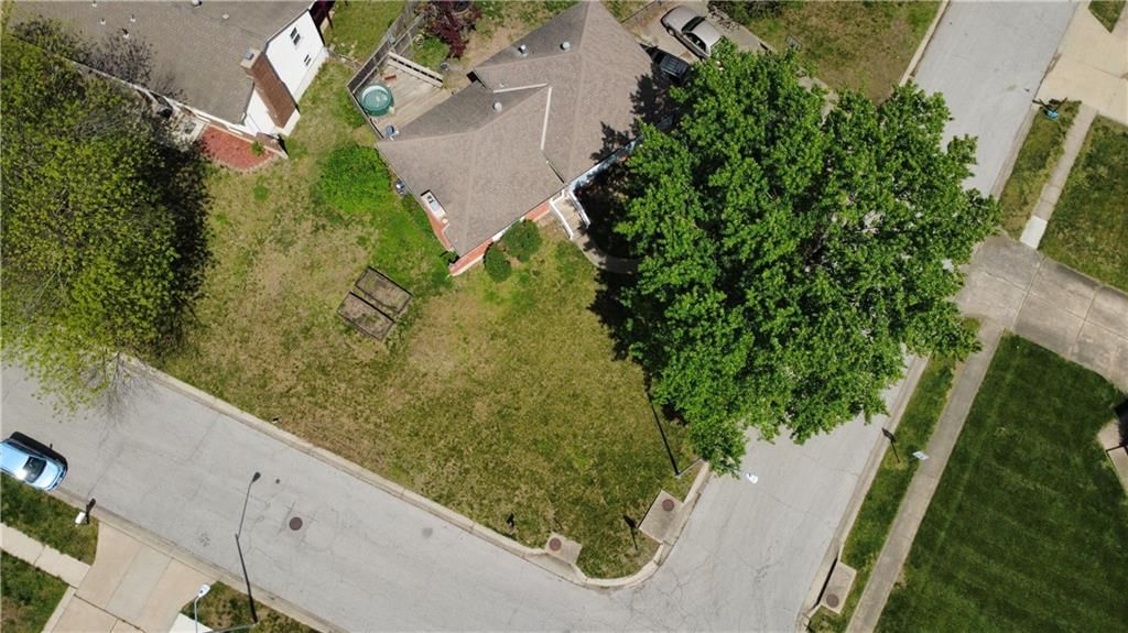 7617 NW Milrey Drive — photo 31