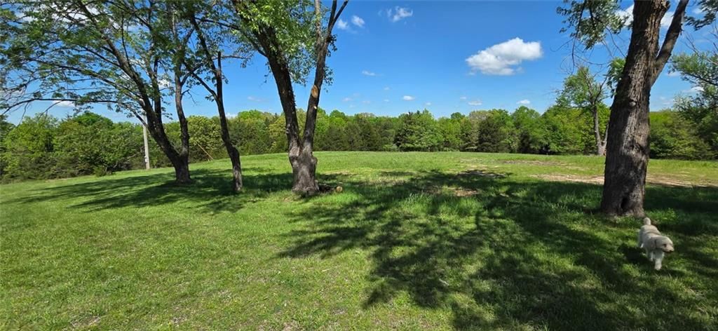 22083 County Road 249 Road, Pittsburg, MO