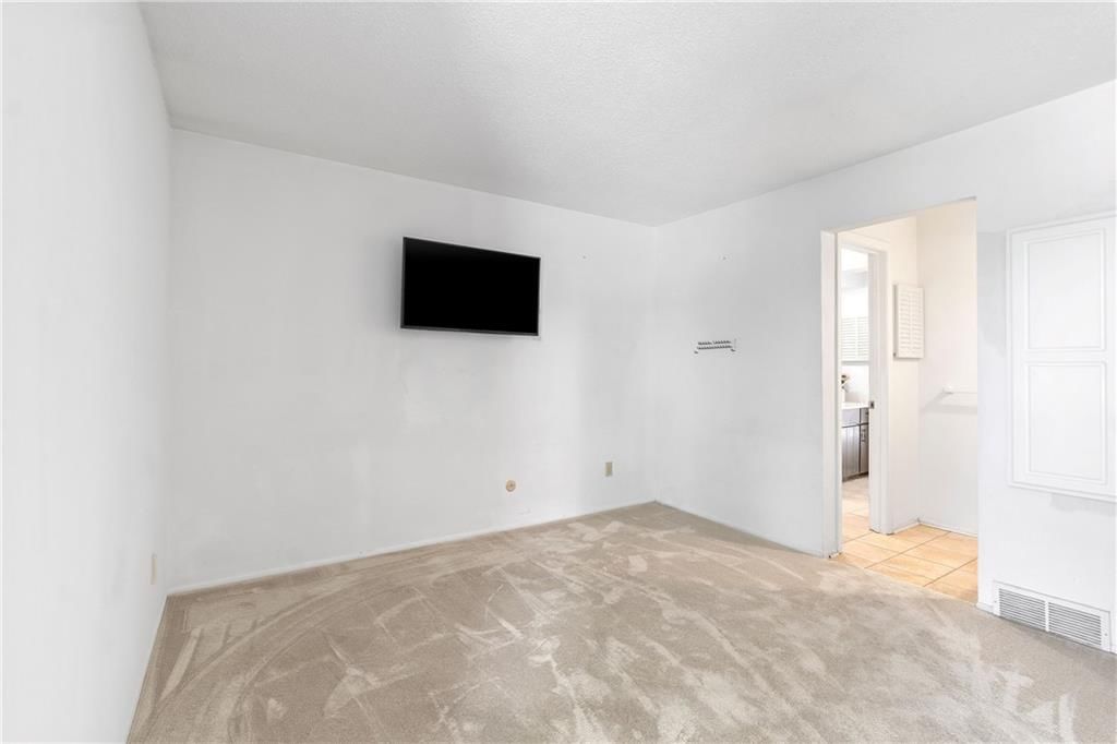8069 Monrovia Street — photo 20