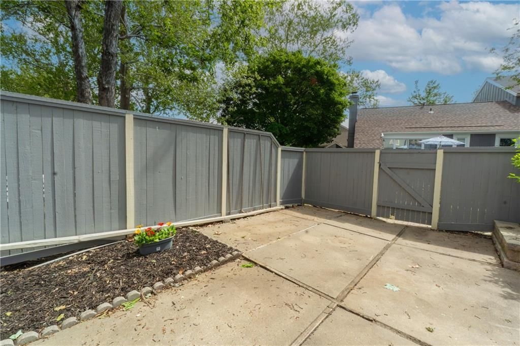 8069 Monrovia Street — photo 26