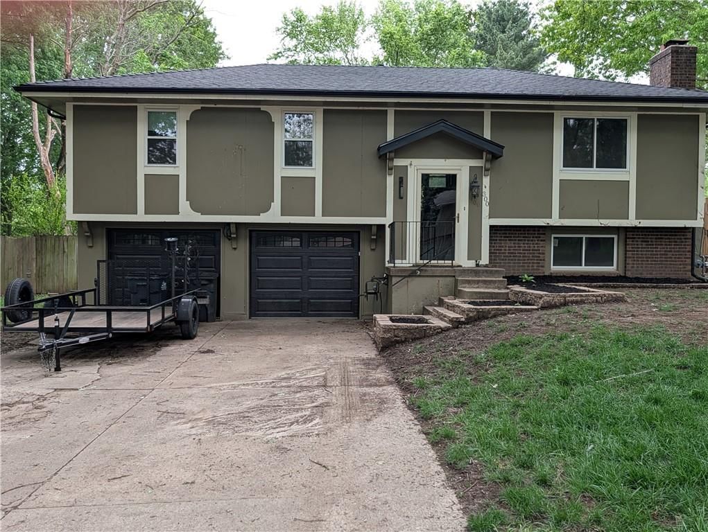 300 SW Palo Drive, Blue Springs, MO