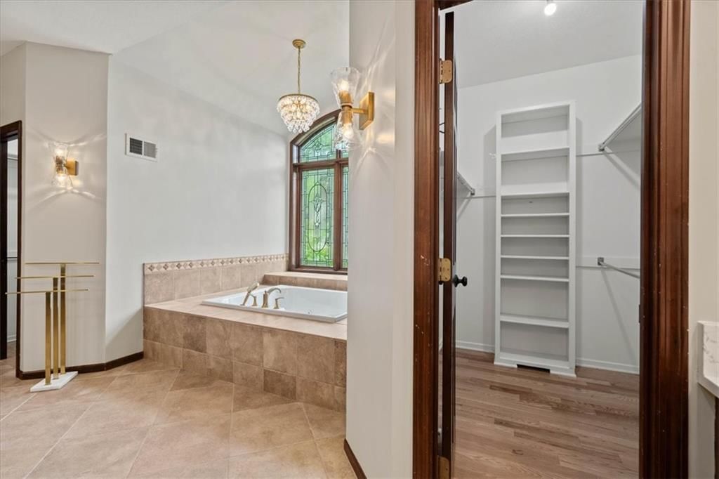5405 NW 62nd Street — photo 38