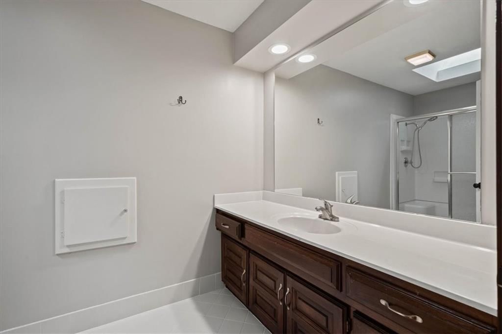 5405 NW 62nd Street — photo 41