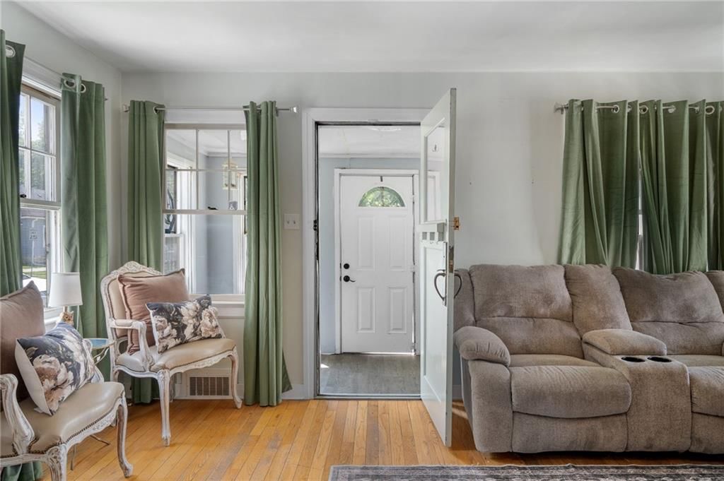 336 E Park Street — photo 10