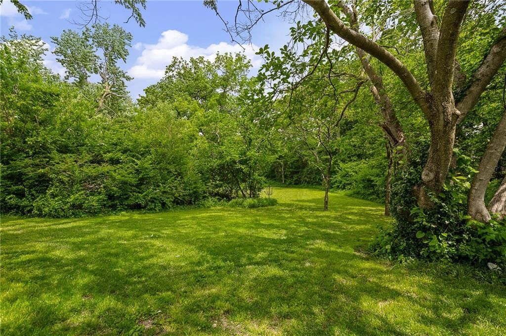 336 E Park Street — photo 28