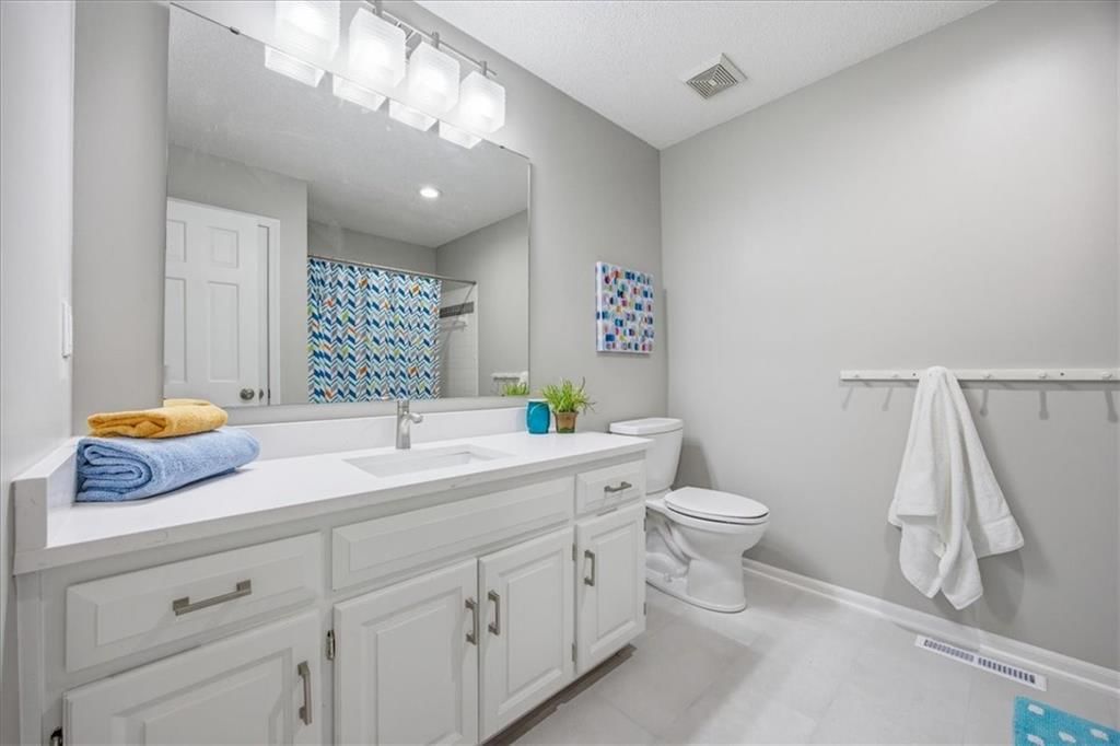 15275 Long Street — photo 32