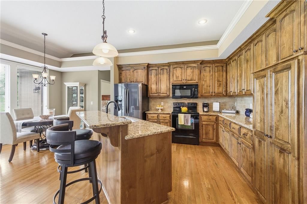 4237 Park Springs Drive — photo 11