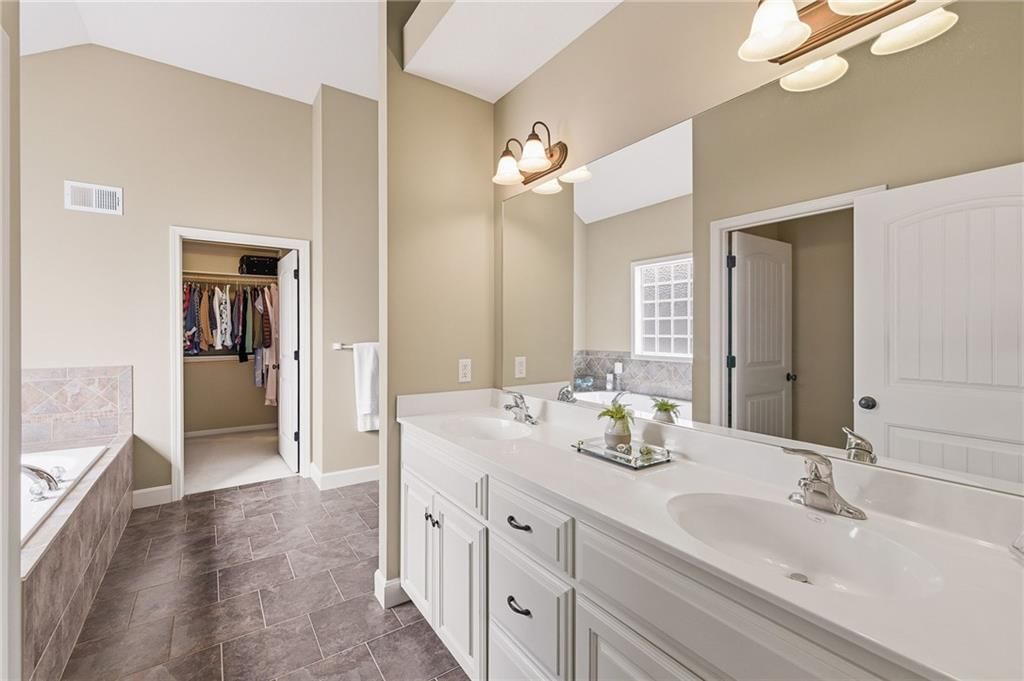 4237 Park Springs Drive — photo 20