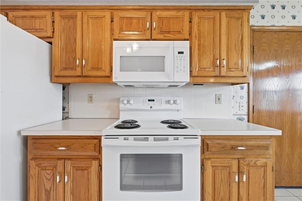 419 NW Wimbleton Court — photo 10