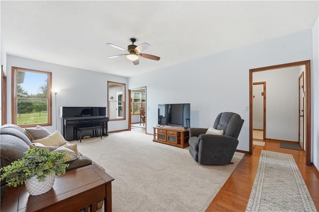 20903 W 72nd Terrace — photo 4
