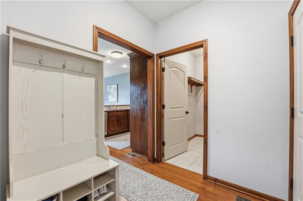 20903 W 72nd Terrace — photo 10