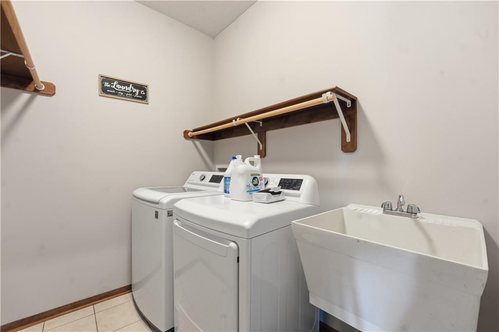 20903 W 72nd Terrace — photo 11