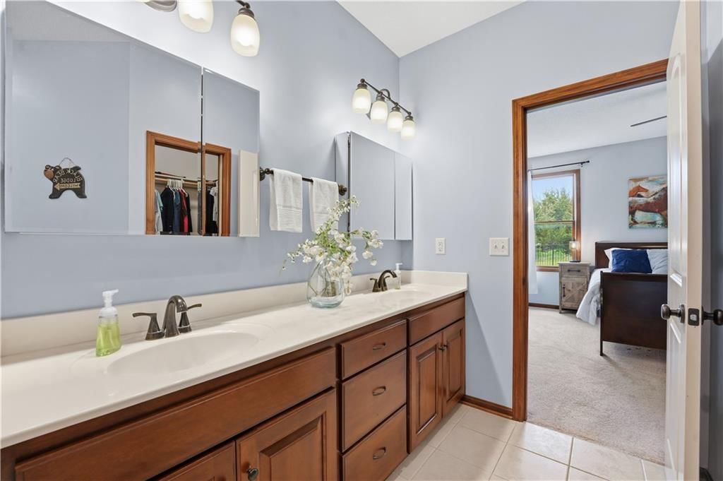20903 W 72nd Terrace — photo 13
