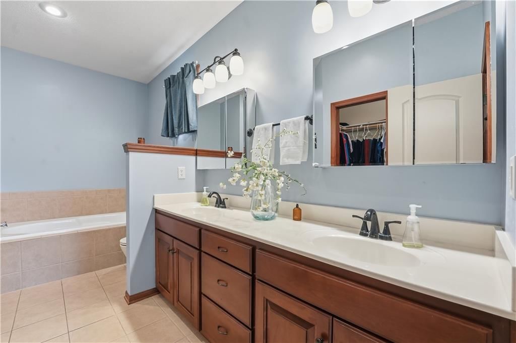 20903 W 72nd Terrace — photo 14